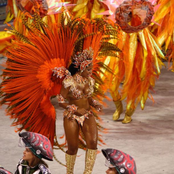 Samba-Tänzerin in Rio